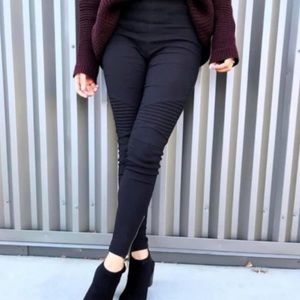 Black Motto New Mix Leggings Style Pants With Zip Bottoms